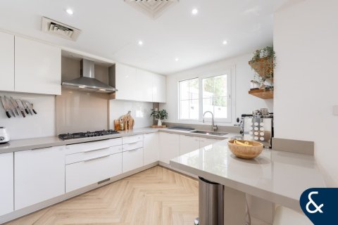 Müüa villa asukohaga Arabian Ranches, Dubai, AÜE: 3 magamistoaga, 219 m² Nr 667655 - pilt 5