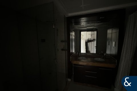 Huoneisto BURJ VIEWS Downtown Dubai (Downtown Burj Dubai), Arabiemiraatit 2 makuuhuonetta, 121 m2 № 671536 - kuva 14