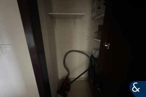 Huoneisto BURJ VIEWS Downtown Dubai (Downtown Burj Dubai), Arabiemiraatit 2 makuuhuonetta, 121 m2 № 671536 - kuva 6