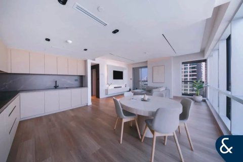 The Views, Dubai, संयुक्त अरब अमीरात में अपार्टमेंट, 2 बेडरूम, 128 वर्ग मीटर, संख्या 671535 - फ़ोटो 1