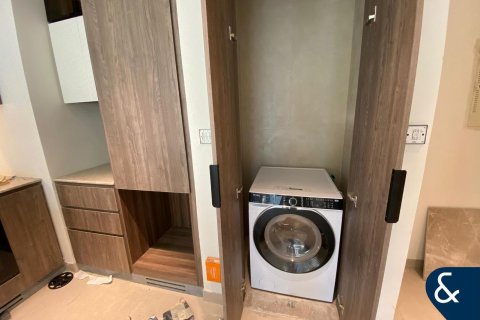 דירה למכירה ב Business Bay, Dubai, איחוד האמירויות  1 חדר שינה, 65 מ"ר, מספר 671540 - תמונה 8