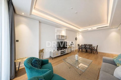 Lakás itt: Downtown Dubai (Downtown Burj Dubai), EAE, 2 hálószoba, 129.97 m², azonosító: 765353 - fénykép 1