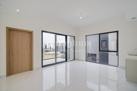 Villa in Al Furjan, Dubai, UAE 4 bedrooms, 331.07005983 sq.m. № 584863 - photo 13