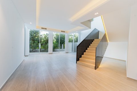 Townhouse di Wadi Al Safa 3, Dubai, UEA 4 kamar tidur, 442 m2 nomor 734368 - foto 2