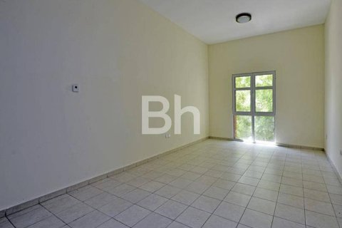 شقة للبيع في Discovery Gardens، دبي، الإمارات العربية المتحدة 1 غرفة نوم ، 76 متر مربع ، رقم 730588 - صورة 2