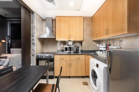 Huoneisto Jumeirah Lake Towers, Dubai, Arabiemiraatit 43 m2 № 730587 - kuva 2