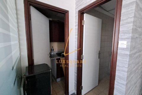 Oficiu de închiriat în Business Bay, Dubai, EAU 98 mp.  №680084 - poză 11