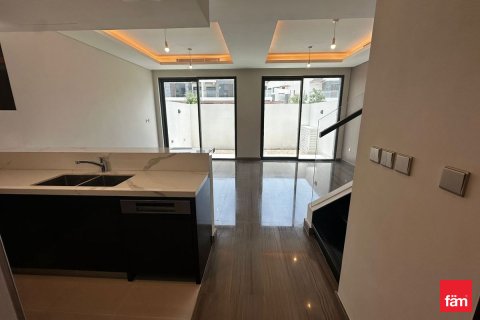 Kamienica do wynajęcia w Dubai, ZEA 4 sypialnie, 138.8 mkw., nr 680001 - zdjęcie 4