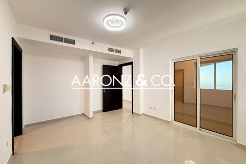 Apartemen di Jumeirah Lake Towers, Dubai, UEA 2 kamar tidur, 86 m2 nomor 691765 - foto 2