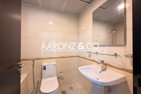 Apartemen di Jumeirah Lake Towers, Dubai, UEA 2 kamar tidur, 86 m2 nomor 691765 - foto 13