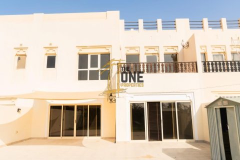 阿联酋 Ras Al Khaimah Al Hamra Village 待售 : 3 卧, 297.3 平方米 , 编号582577 - 照片 16