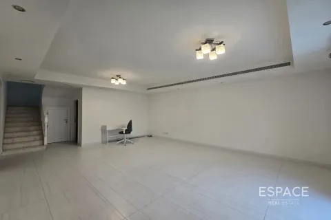 Vila u Arabian Ranches, Dubai, UAE 3 spavaćih soba, 228 m2 Br. 661324 - fotografija 4