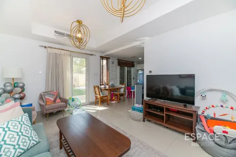 Villa til leje i The Springs, Dubai, UAE 2 soveværelser, 153 kvm № 661326 - foto 3