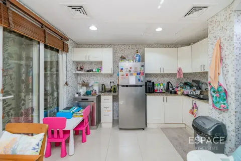 Villa til leje i The Springs, Dubai, UAE 2 soveværelser, 153 kvm № 661326 - foto 5