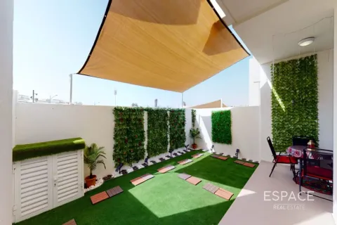 Kuća u nizu u gradu Dubai, UAE 3 spavaće sobe, 112 m2 Br. 661325 - Slika 16