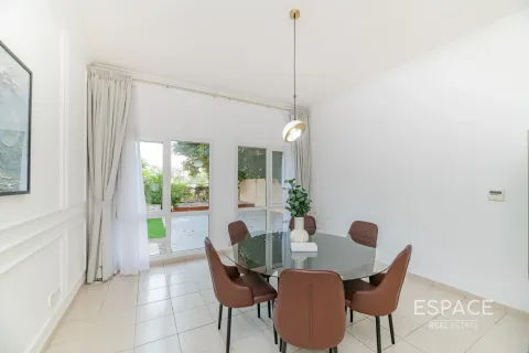 Meadows, Dubai, संयुक्त अरब अमीरात में विला, 5 बेडरूम, 353 वर्ग मीटर, संख्या 661321 - फ़ोटो 6