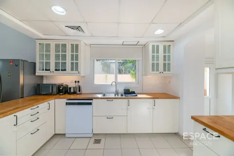 Вилла Meadows, Дубай, БАӘ-да 5 жатын бөлмелер, 353 м² № 661321 - фото 9