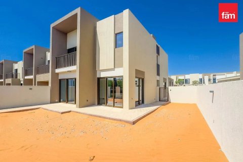 Kuća u nizu u gradu Dubai, UAE 4 spavaće sobe, 233.7 m2 Br. 563007 - Slika 1