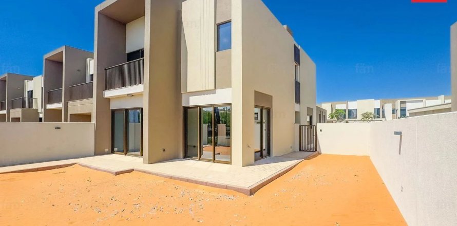 Kuća u nizu u gradu Dubai, UAE 4 spavaće sobe, 233.7 m2 Br. 563007