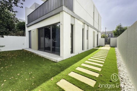 Vila u gradu Dubai, UAE 4 spavaće sobe, 201.9 m2 Br. 670093 - Slika 2