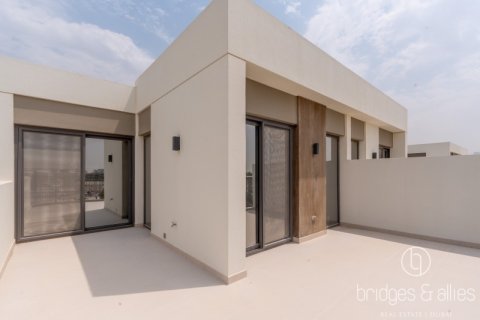 Üürile anda villa asukohaga Dubai, AÜE: 4 magamistoaga, 218.9 m² Nr 670097 - pilt 15