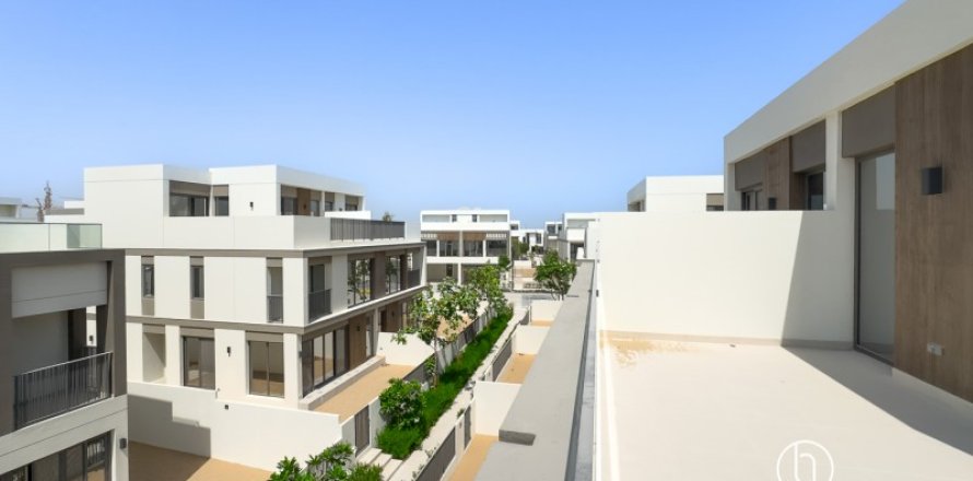 Villa en Dubai, EAU 4 dormitorios, 309.2 m² № 670098