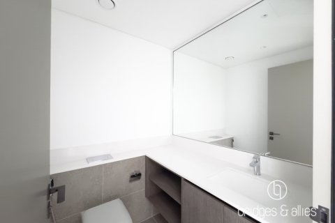 Villa en alquiler en Dubai, EAU 4 dormitorios, 309.2 m2 № 670098 - foto 13