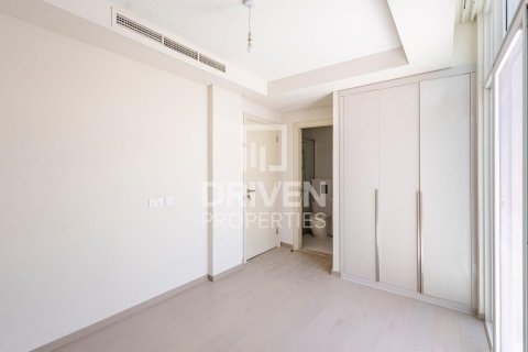 Řadový dům v Dubai, SAE 3 ložnice, 112.23 m² Č.: 764869 - fotografie 8