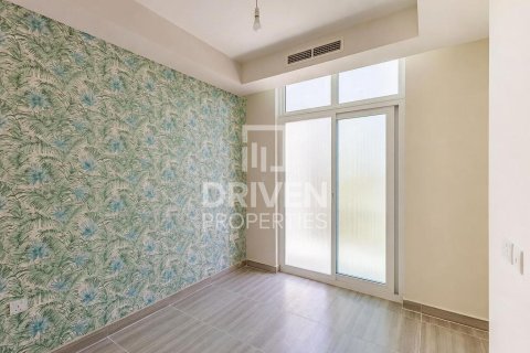 Řadový dům v Dubai, SAE 3 ložnice, 112.23 m² Č.: 764869 - fotografie 7