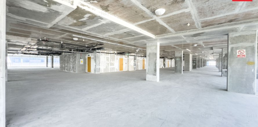 Kontor asukohaga Dubai, AÜE: 3723.2 m² Nr 710042