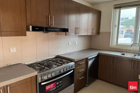 Üürile anda ridamaja asukohaga International City, Dubai, AÜE: 3 magamistoaga, 153.9 m² Nr 710041 - pilt 9