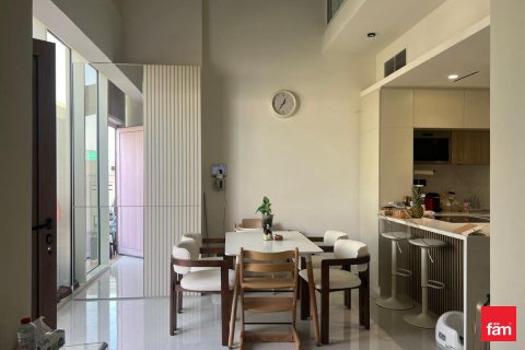 Kuća u nizu u gradu Dubai, UAE 2 spavaće sobe, 79.4 m2 Br. 710053