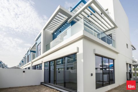 Adosado en Dubai, EAU 5 dormitorios, 219.6 m² № 710049