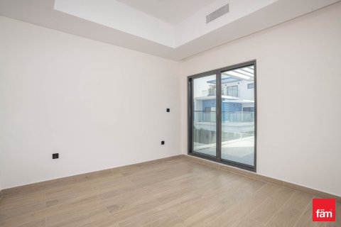 Kamienica do wynajęcia w Dubai, ZEA 5 sypialnie, 219.6 mkw., nr 710049 - zdjęcie 17