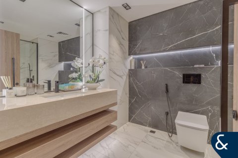 Apartament në Palm Jumeirah, Dubai, Emiratet e Bashkuara Arabe 3 dhoma gjumi, 267 m2. № 671149 - Foto 8