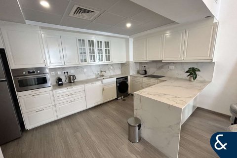 Müüa korter asukohaga Motor City, Dubai, AÜE: 1 magamistoaga, 98 m² Nr 671150 - pilt 5