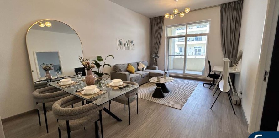 Korter asukohaga Motor City, Dubai, AÜE: 1 magamistoaga, 98 m² Nr 671150