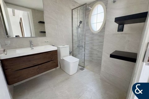 Villa til salgs i The Springs, Dubai, Emiratene 2 soverom, 157 kvm Nr. 671151 - Foto 11