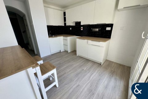 Villa til salgs i The Springs, Dubai, Emiratene 2 soverom, 157 kvm Nr. 671151 - Foto 4