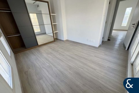 Villa til salgs i The Springs, Dubai, Emiratene 2 soverom, 157 kvm Nr. 671151 - Foto 13