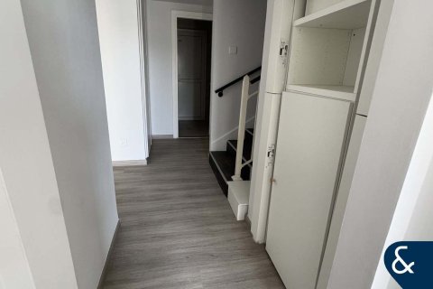 Villa til salgs i The Springs, Dubai, Emiratene 2 soverom, 157 kvm Nr. 671151 - Foto 5