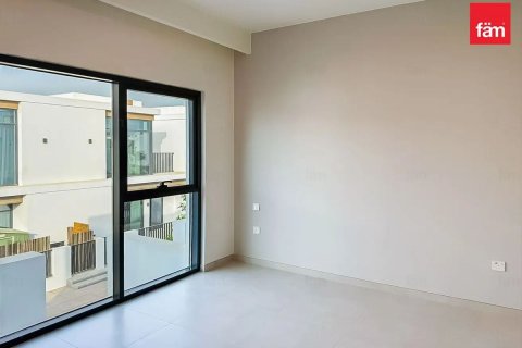 Villa in Dubai, UAE 3 bedrooms, 138.6 sq.m. № 647944 - photo 8