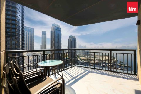 Apartment in Dubai, UAE 3 bedrooms, 214.5 sq.m. № 647945 - photo 2