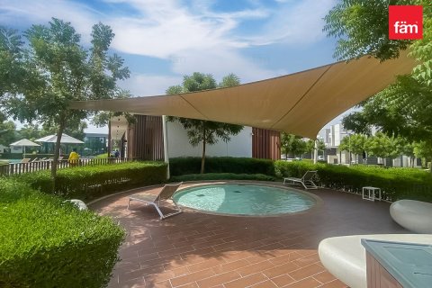 Villa in affitto a Dubai, EAU 3 camere da letto, 128.6 mq. № 647941 - foto 9