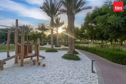 Villa in affitto a Dubai, EAU 3 camere da letto, 128.6 mq. № 647941 - foto 10
