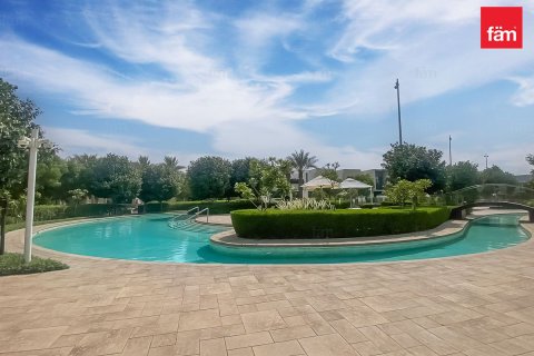 Villa in affitto a Dubai, EAU 3 camere da letto, 128.6 mq. № 647941 - foto 7