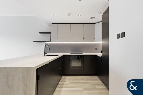 Lägenhet till försäljning i Dubai Marina, Dubai, UAE 1 sovrum, 76 kvm Nr. 697857 - fotografi 5