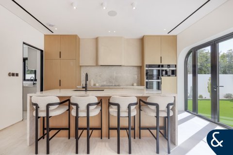 Arabian Ranches, Dubai, UAE의 판매용 빌라 침실 5개, 544제곱미터 번호 697756 - 사진 5