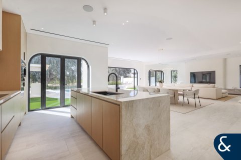 Arabian Ranches, Dubai, UAE의 판매용 빌라 침실 5개, 544제곱미터 번호 697756 - 사진 2