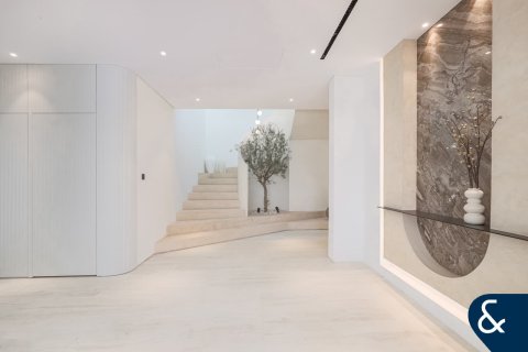 Arabian Ranches, Dubai, UAE의 판매용 빌라 침실 5개, 544제곱미터 번호 697756 - 사진 8